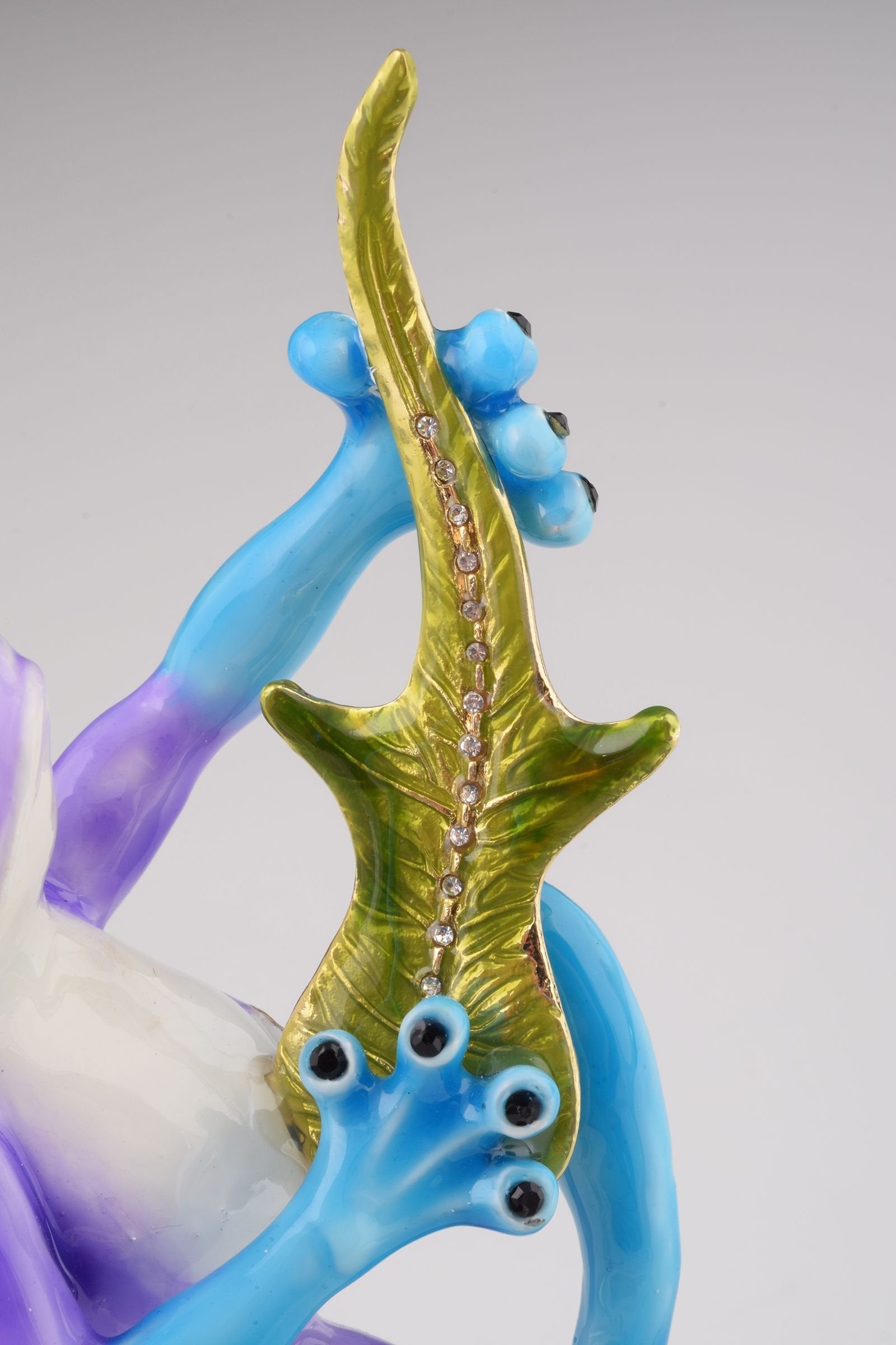 Keren Kopal Guitar Playing Frog