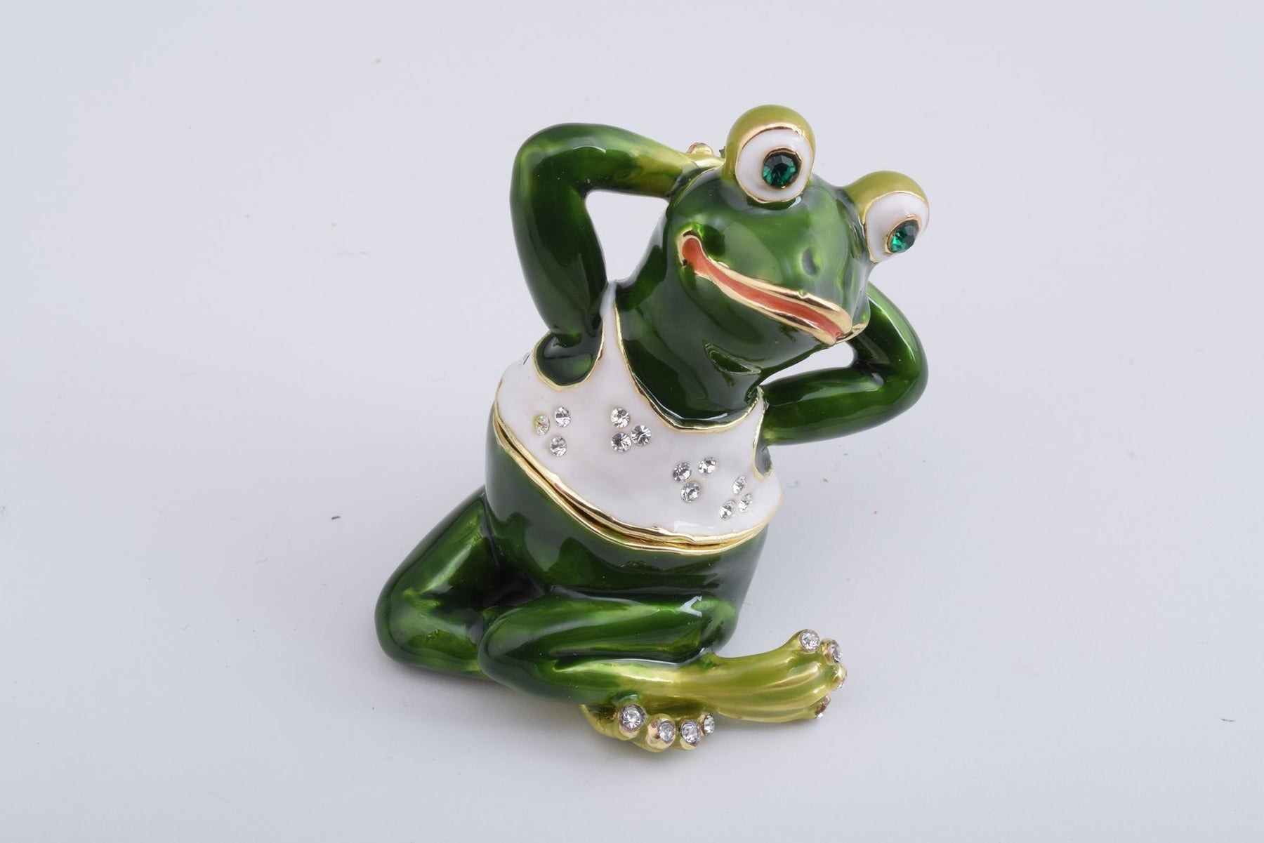 Keren Kopal Gymnastic Frog with a White Shirt