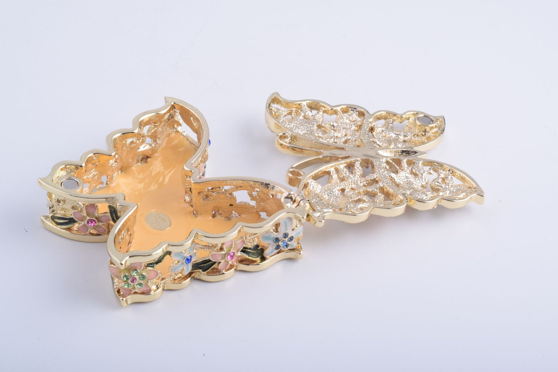 Keren Kopal Butterfly with Flowers