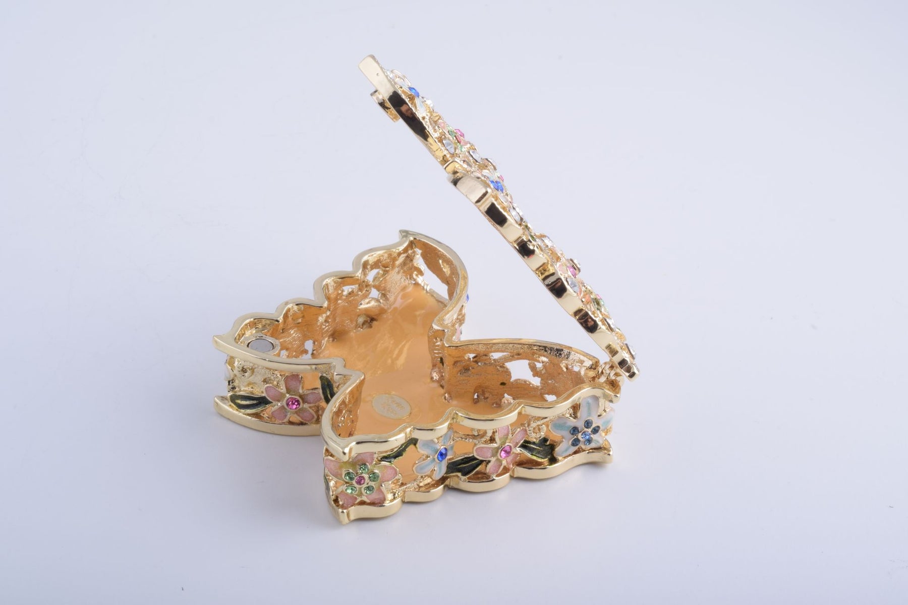 Keren Kopal Butterfly with Flowers