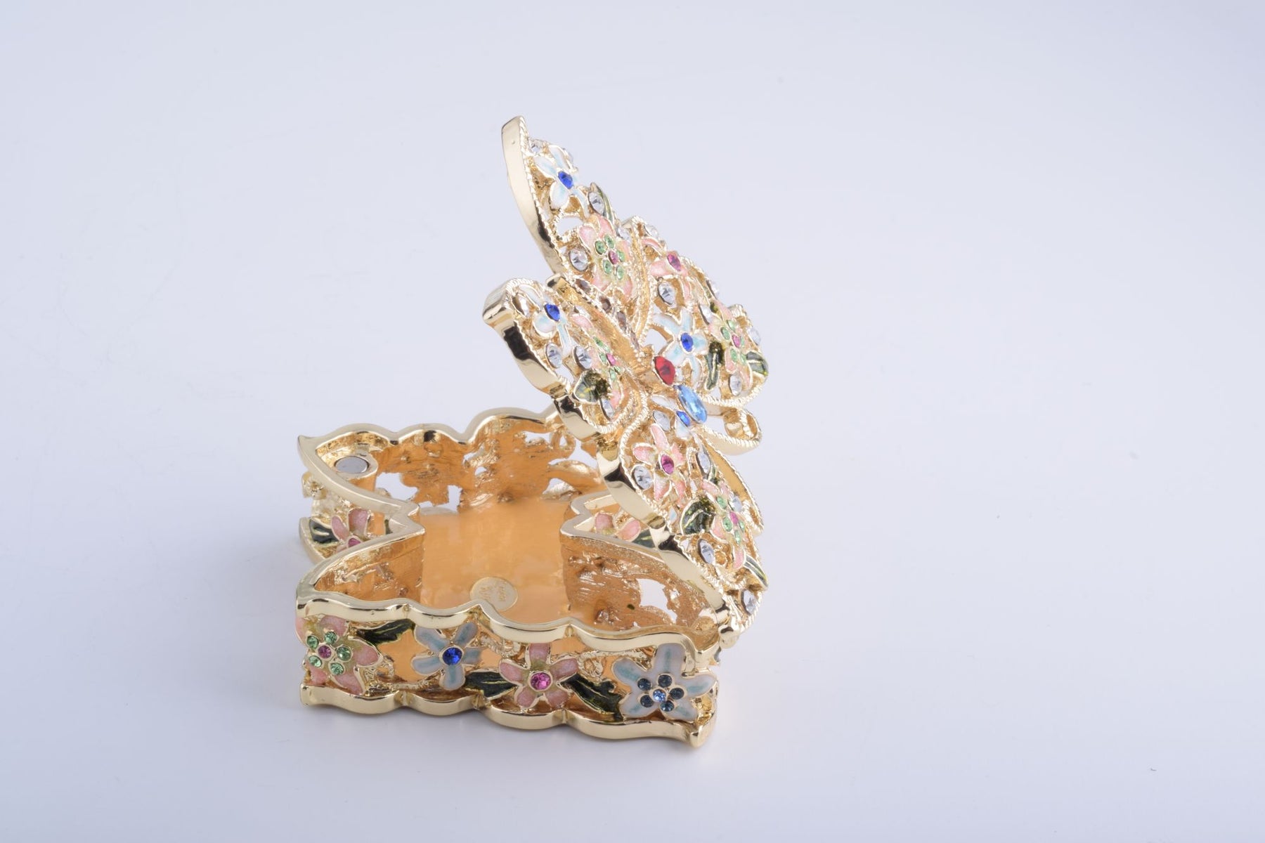 Keren Kopal Butterfly with Flowers