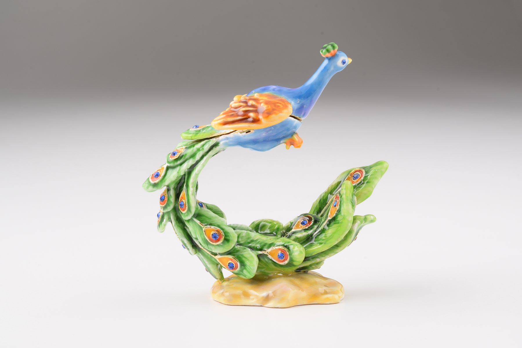 Keren Kopal Beautiful Peacock