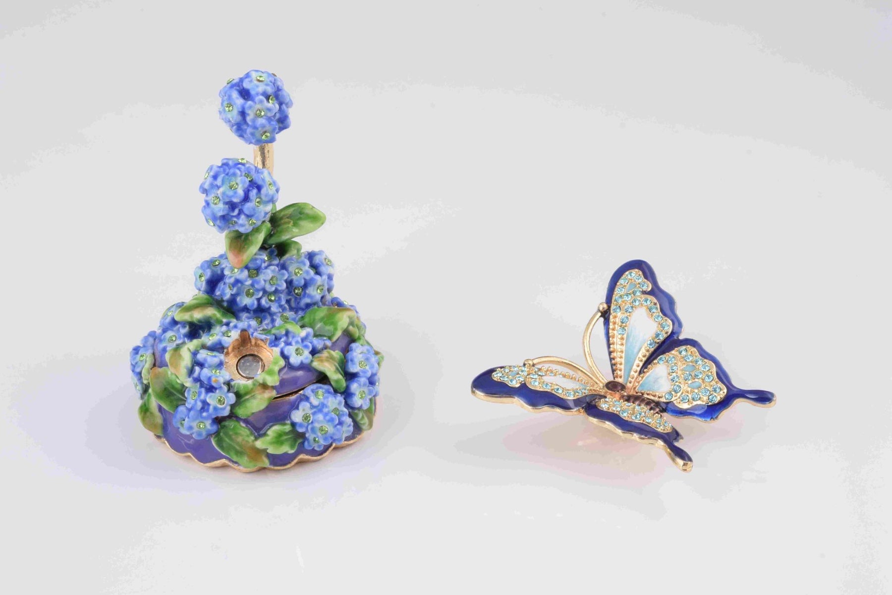 Keren Kopal Blue Butterfly on Flowers