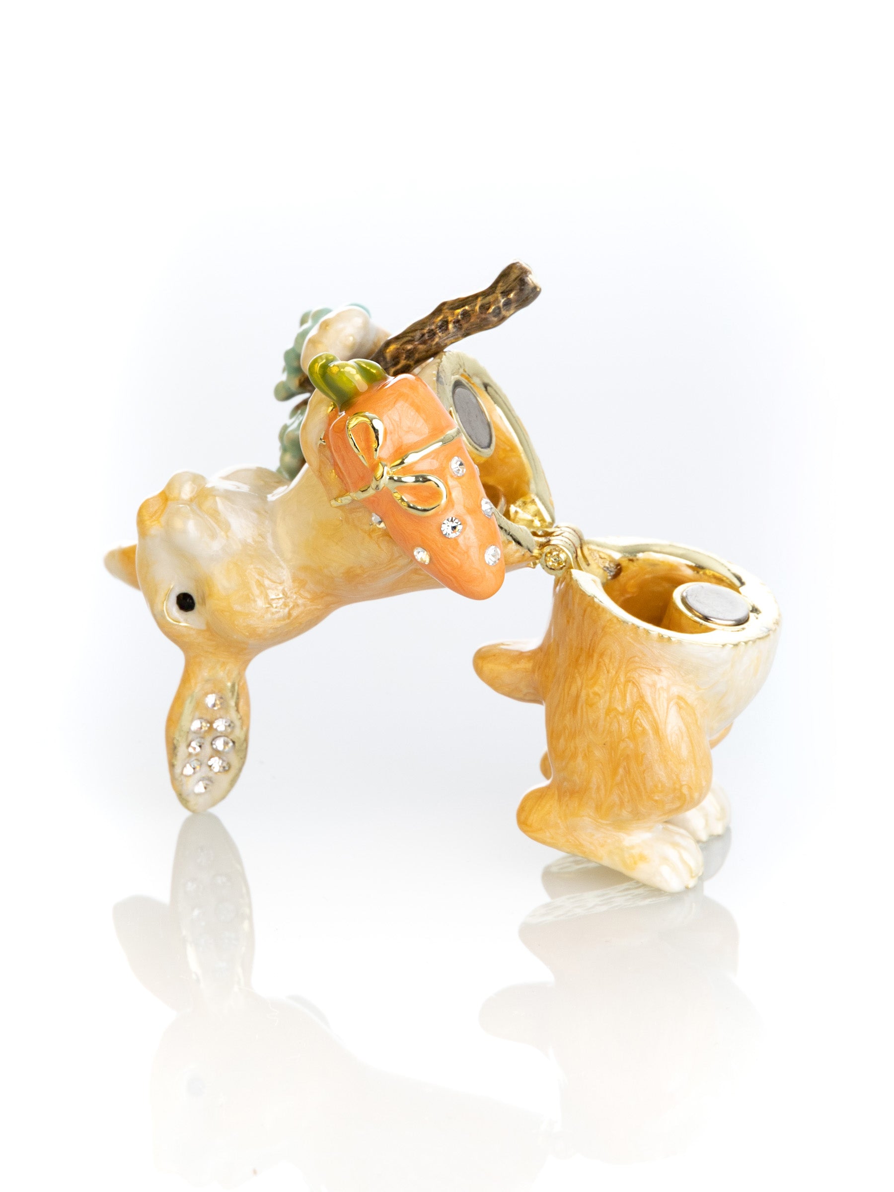 Keren Kopal Rabbit with carrot