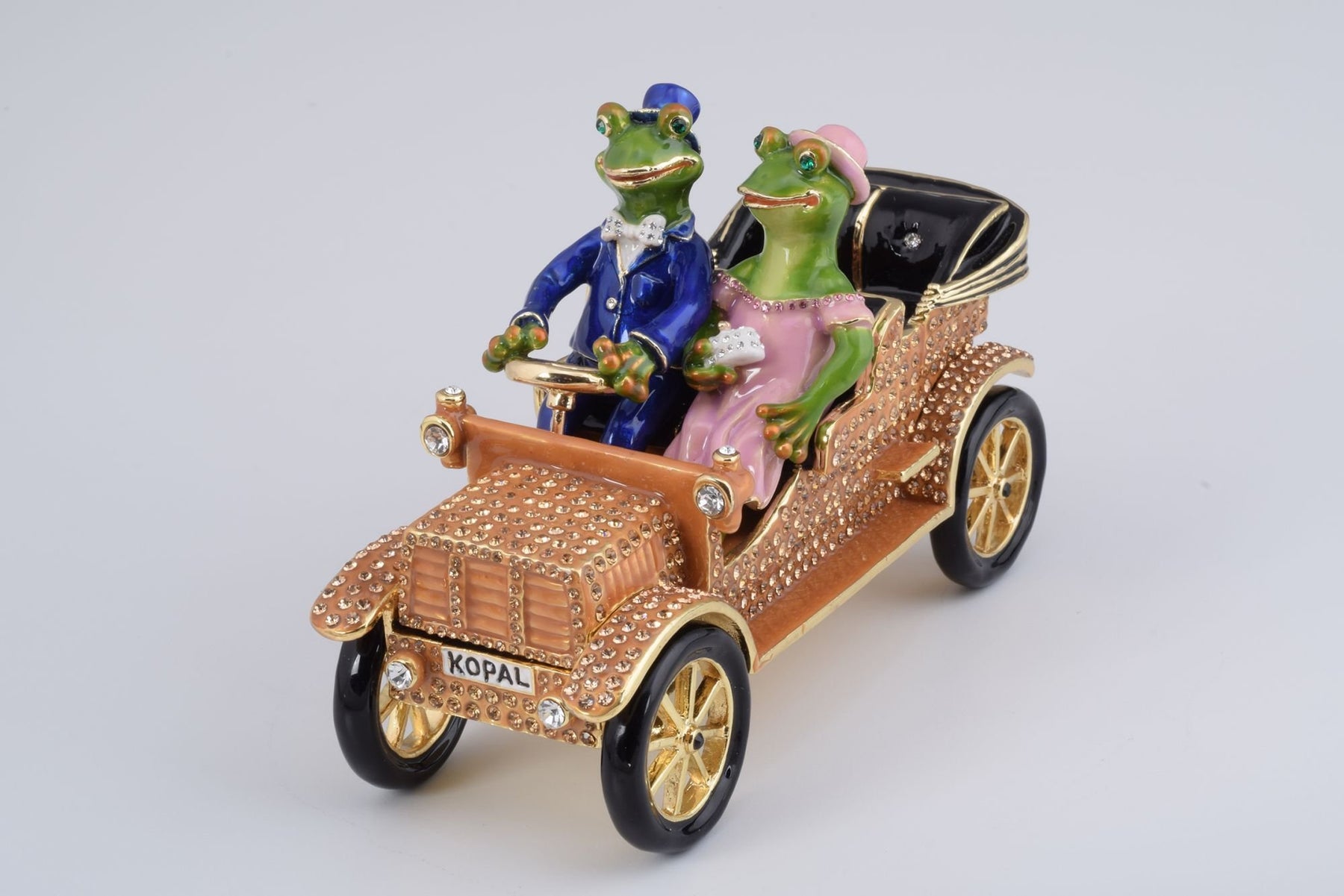 Keren Kopal Mr. & Mrs. Frog Car