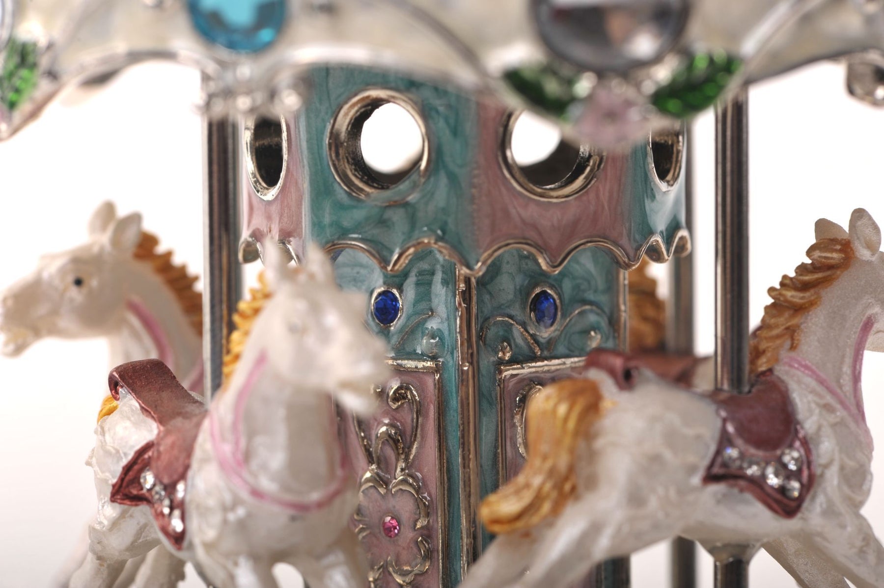 Keren Kopal Musical Pink Horse Carousel