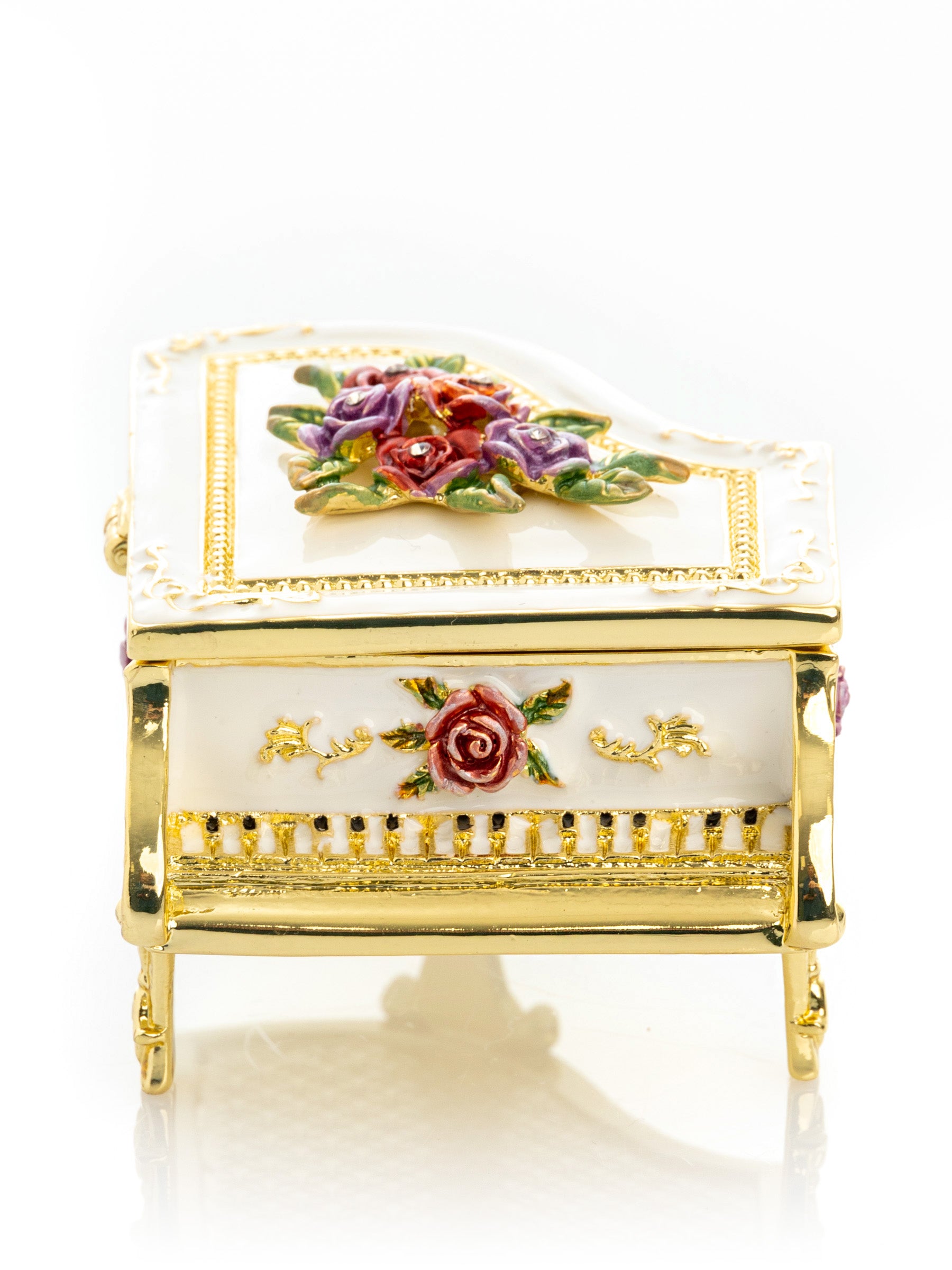 Keren Kopal White piano with flowers