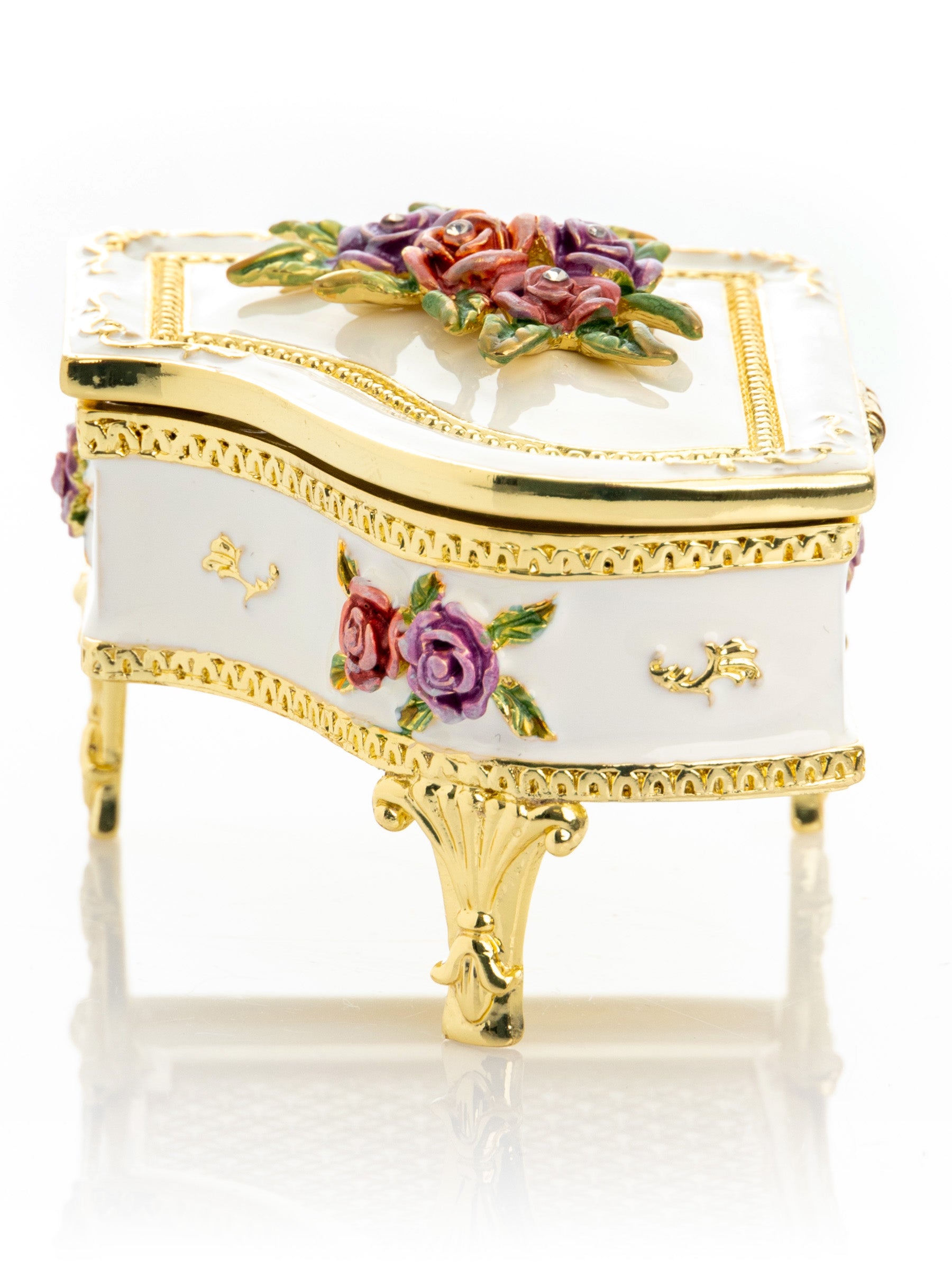 Keren Kopal White piano with flowers