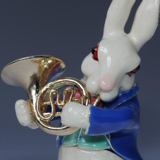 Keren Kopal Rabbit playing the Horn