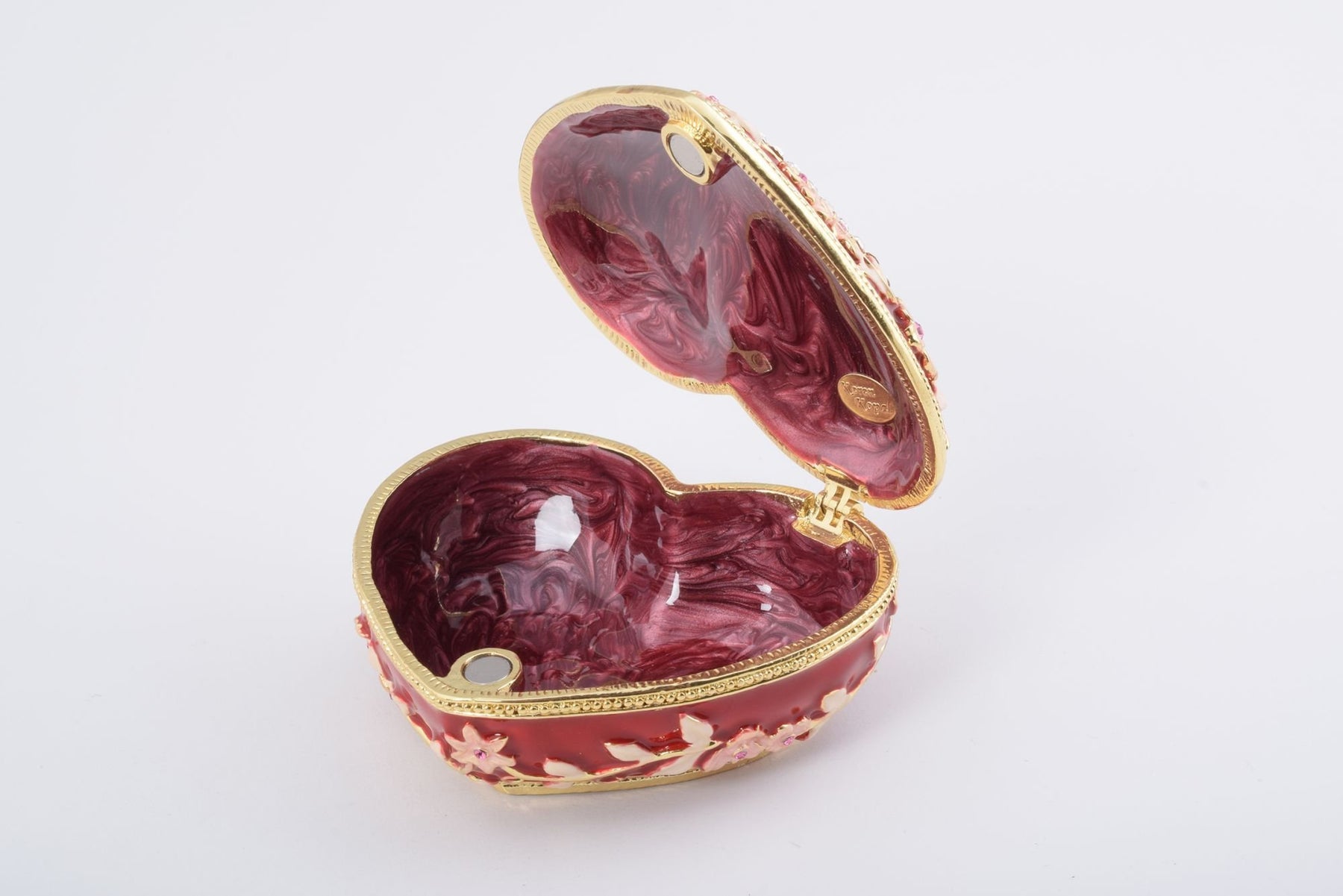 Keren Kopal Red Heart Box