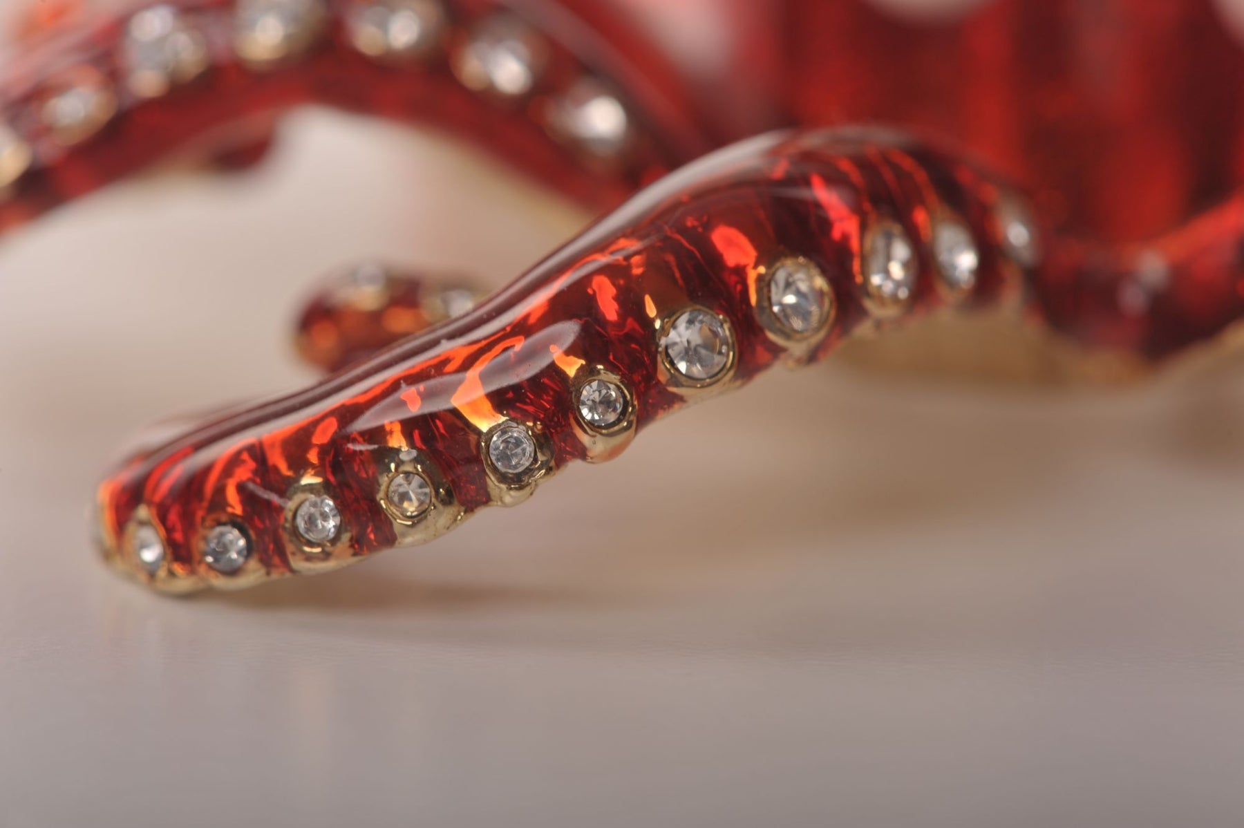 Keren Kopal Red Octopus