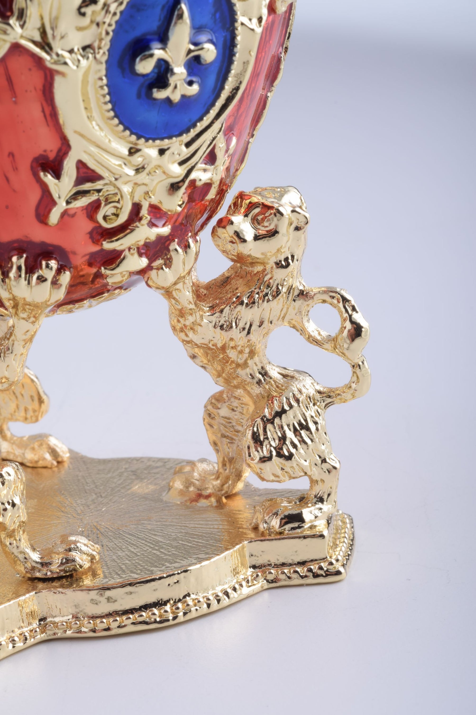 Keren Kopal Royal Red Egg