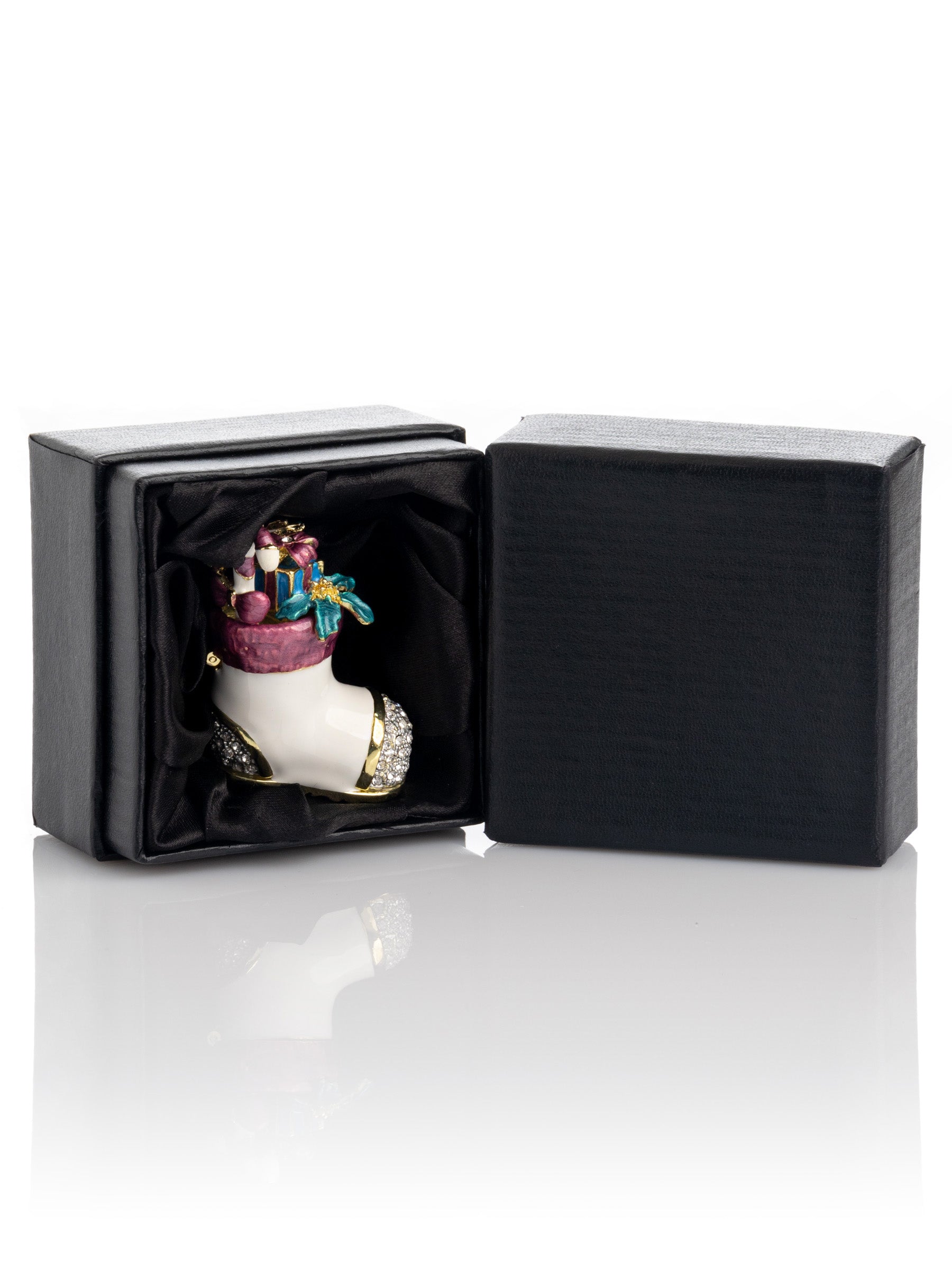 Keren Kopal Decorated Christmas Shoe