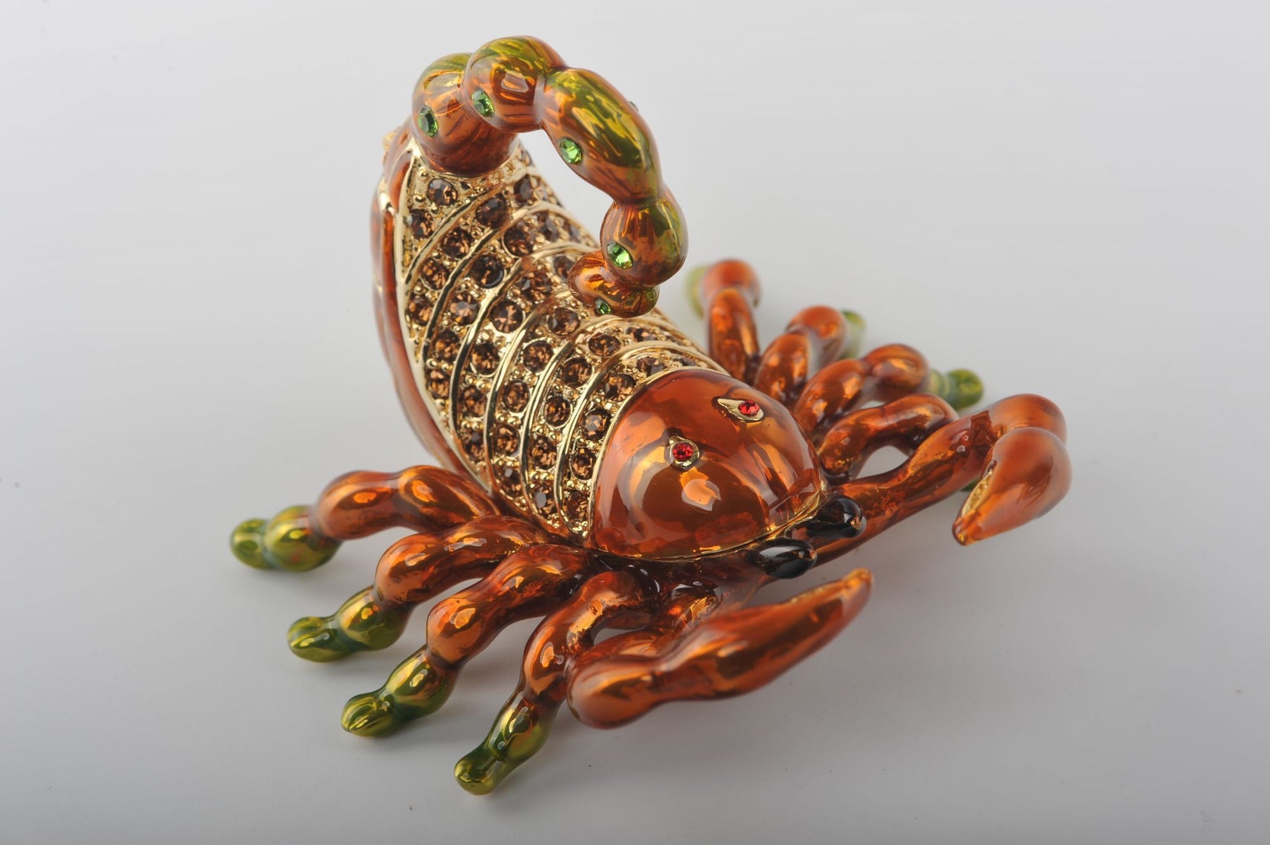 Keren Kopal Scorpion