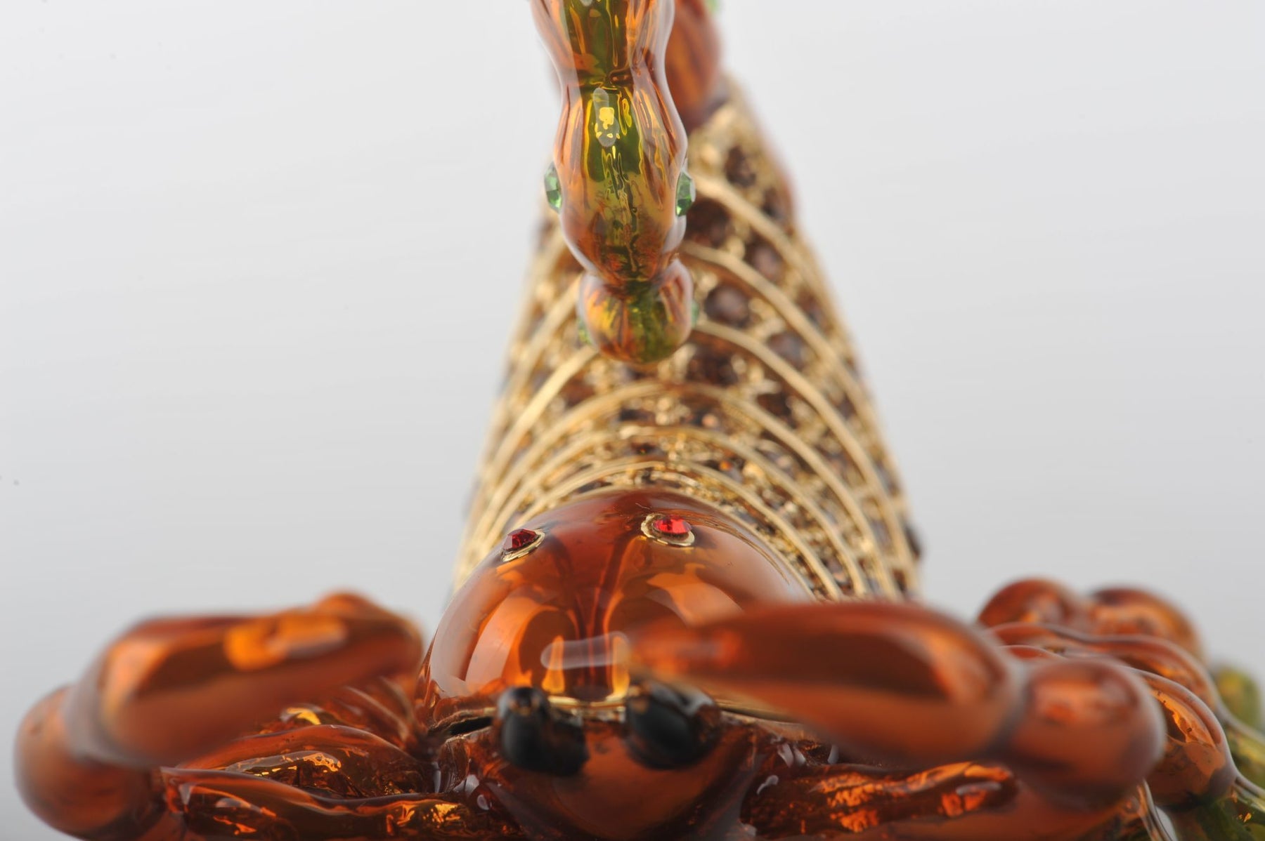 Keren Kopal Scorpion