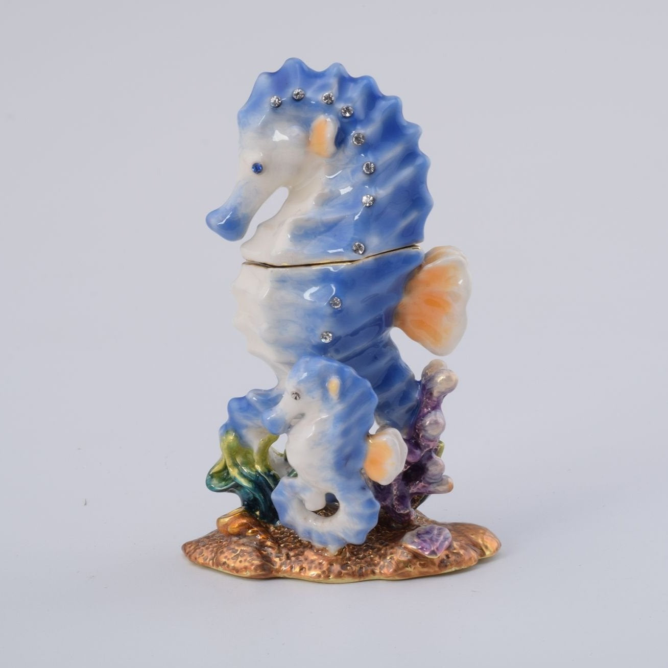 Keren Kopal Seahorse with a Baby Seahorse