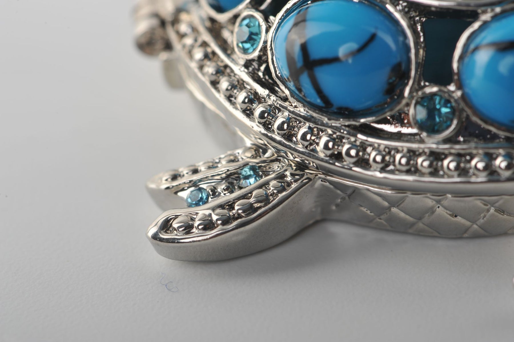 Keren Kopal Silver Blue Turtle