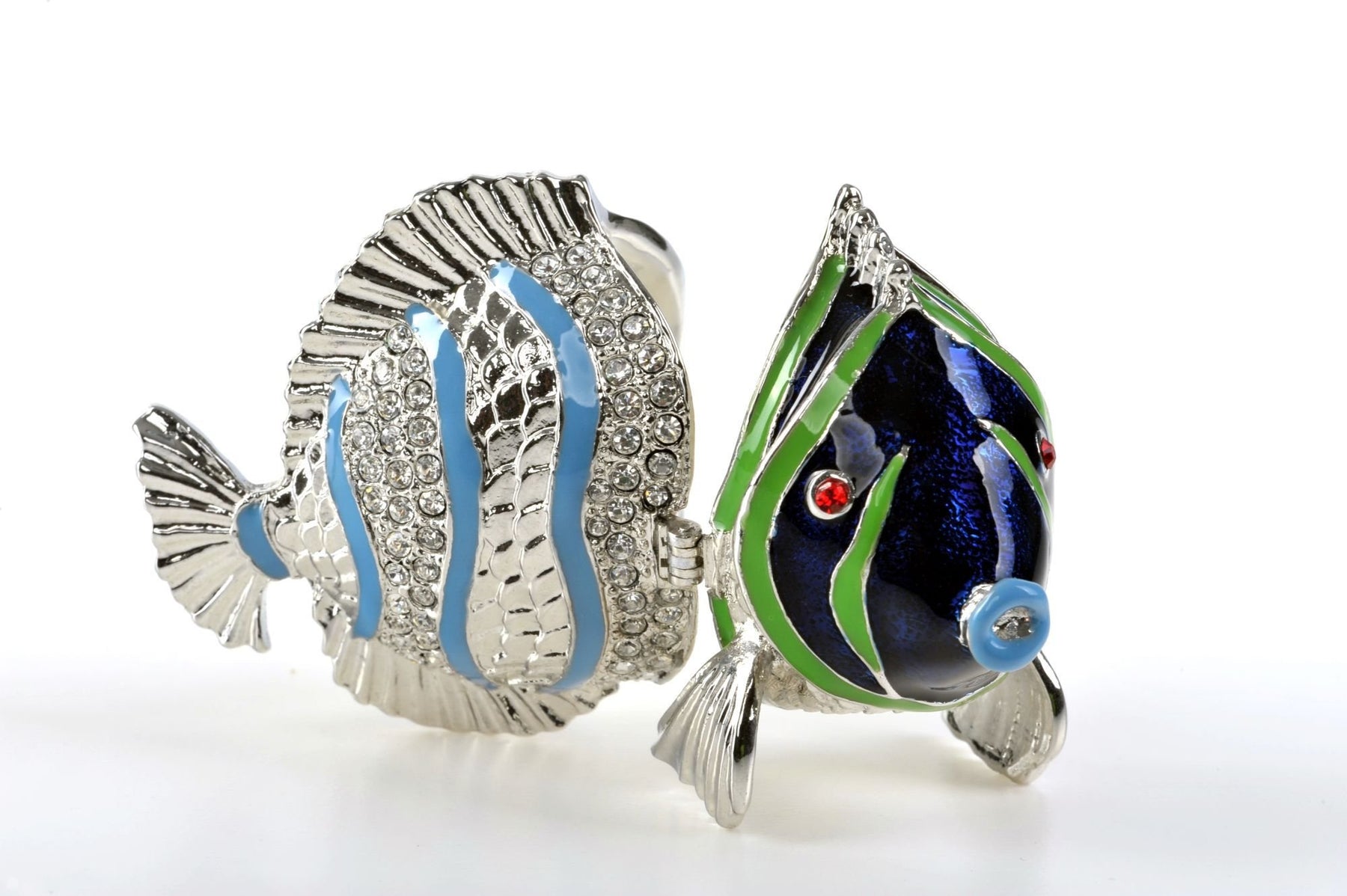 Keren Kopal Silver Fish