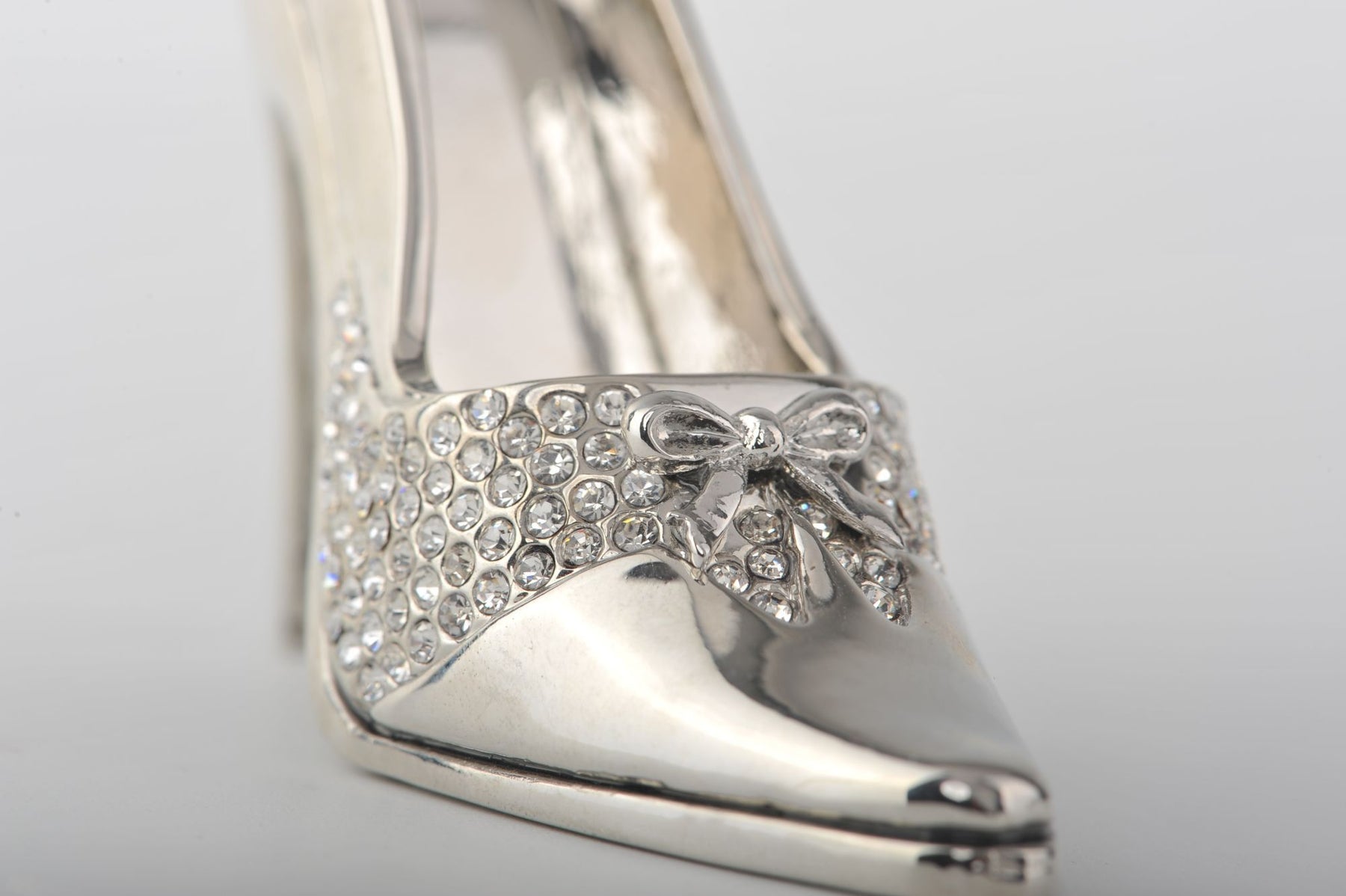 Keren Kopal Silver White Lady Trinket Shoe