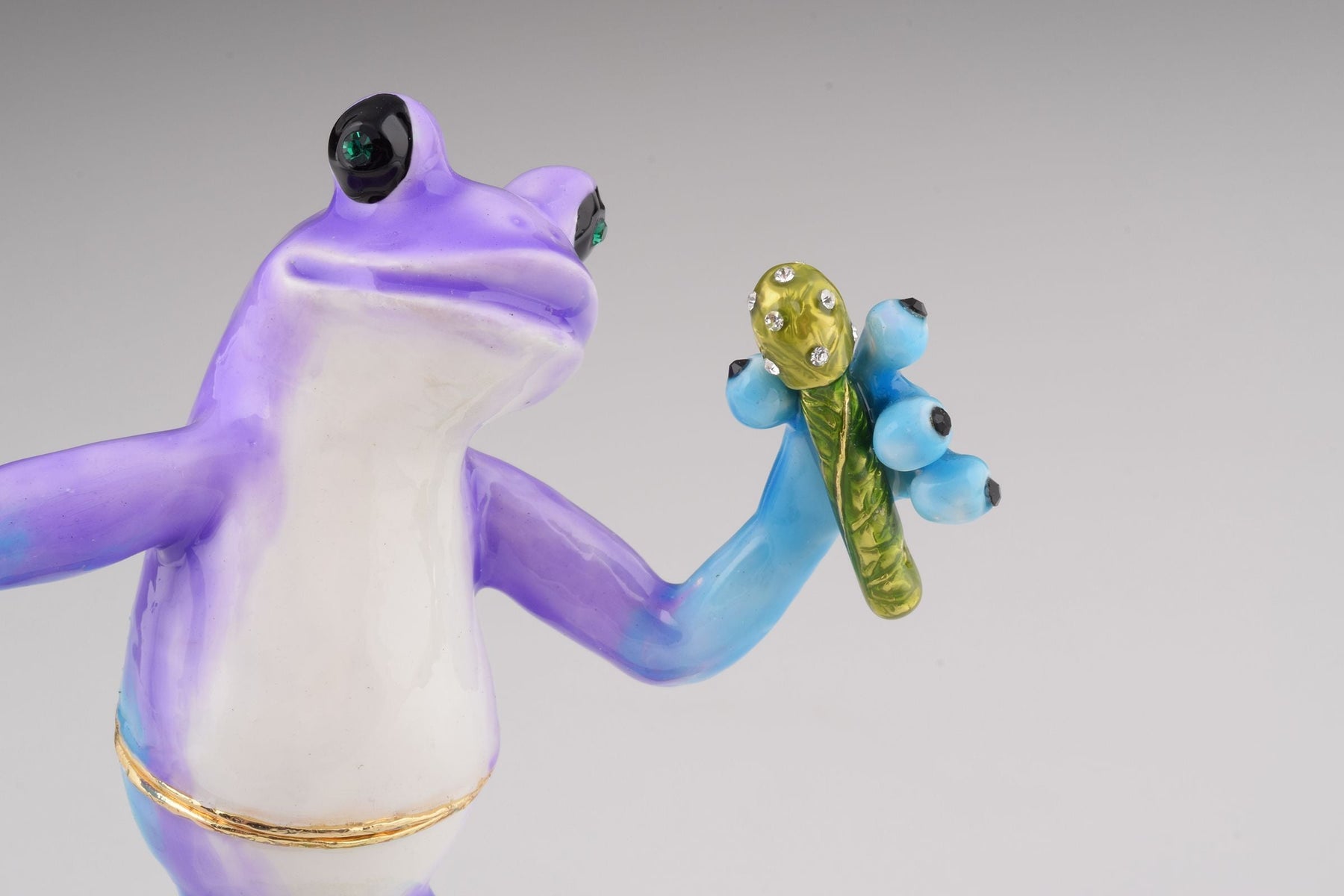 Keren Kopal Singing Frog on a Leaf