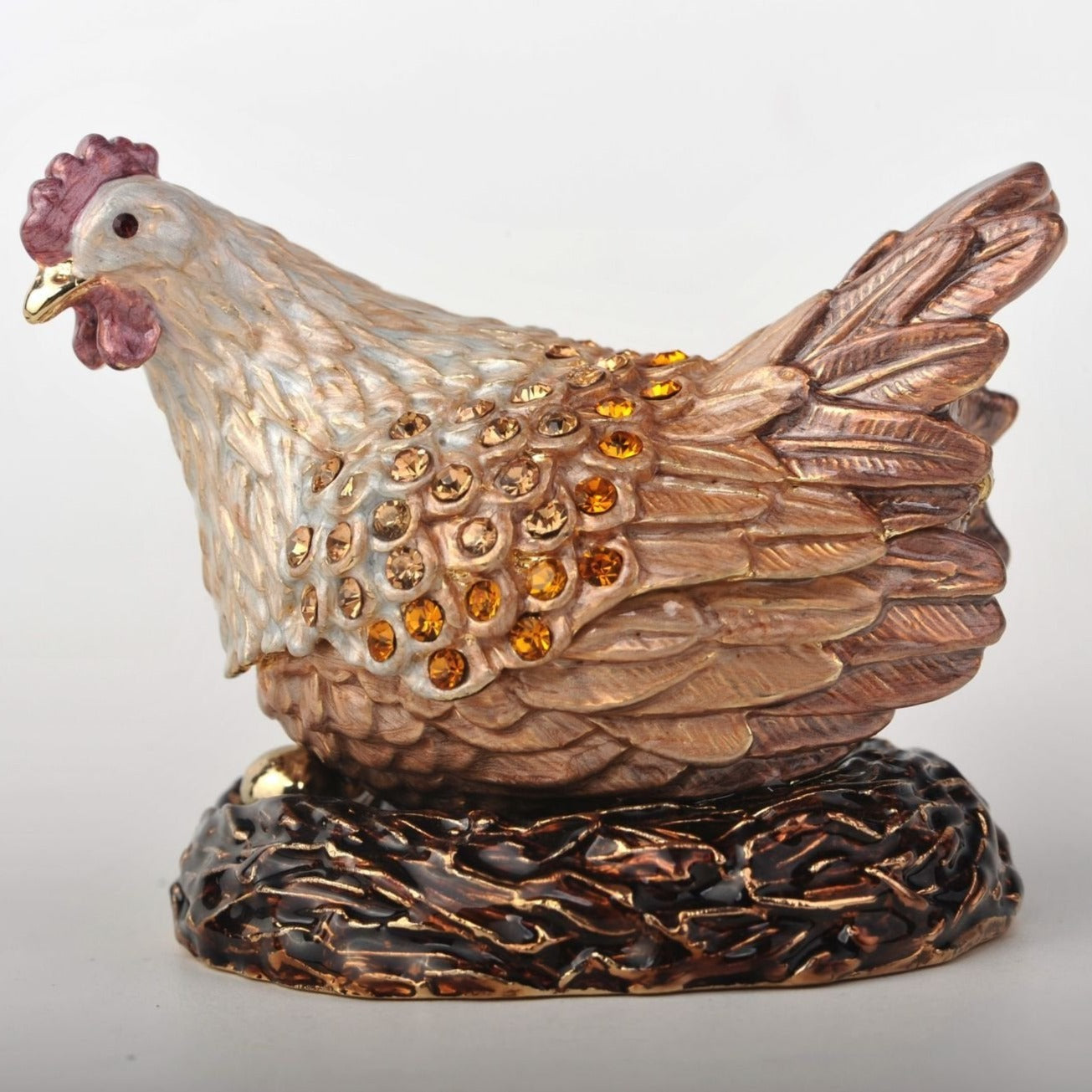 Keren Kopal Sitting Rooster