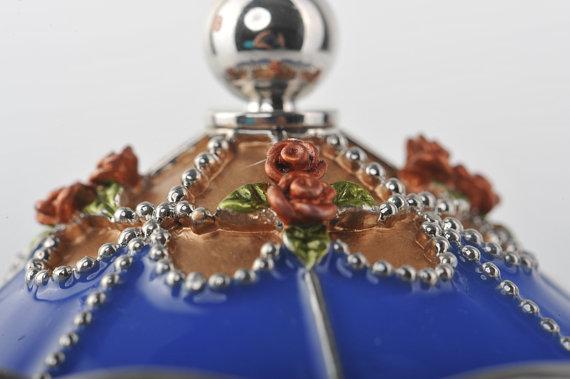 Keren Kopal Spinning Music Playing Blue Elephants Carousel