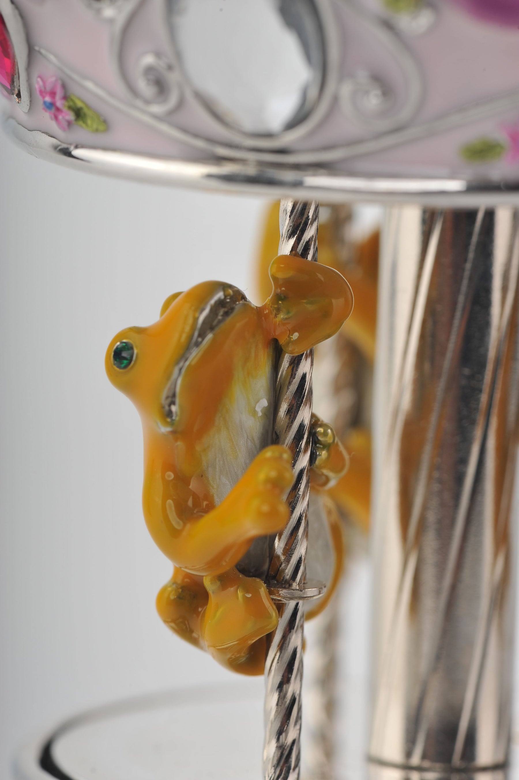 Keren Kopal Spinning Music Playing Pink Carousel with Yellow Frogs