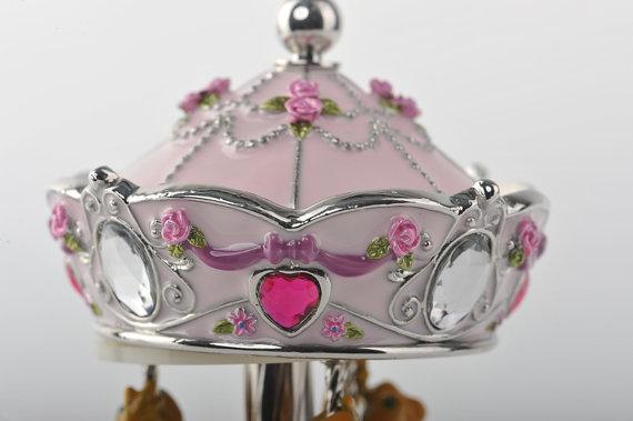 Keren Kopal Spinning Music Playing Pink Carousel with Yellow Frogs