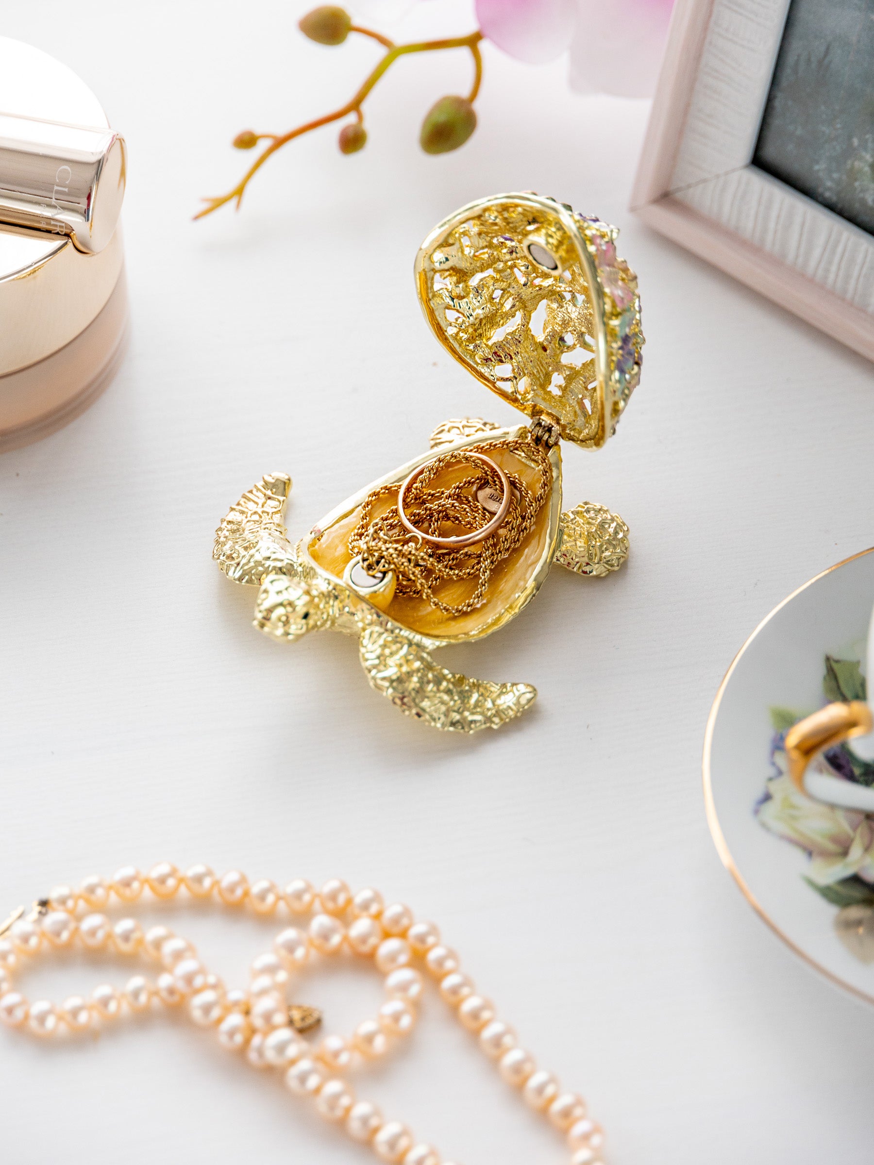 Keren Kopal Golden Turtle Decorated with butterflies