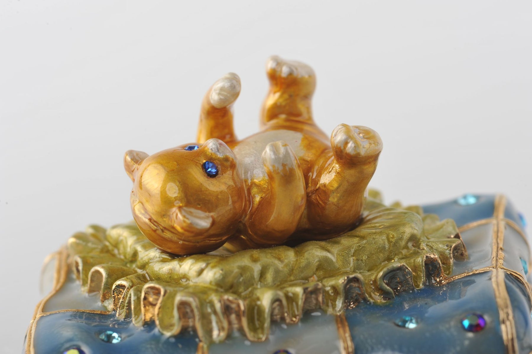 Keren Kopal Teddy Bear on Suitcase