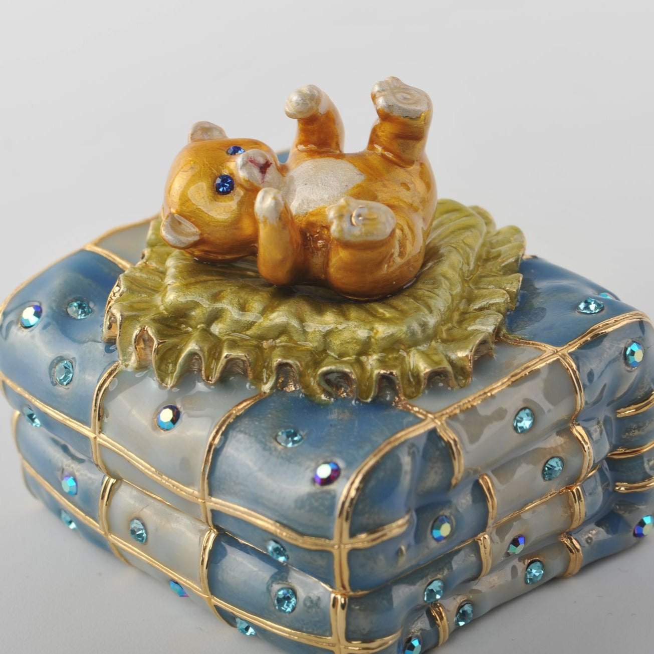 Keren Kopal Teddy Bear on Suitcase