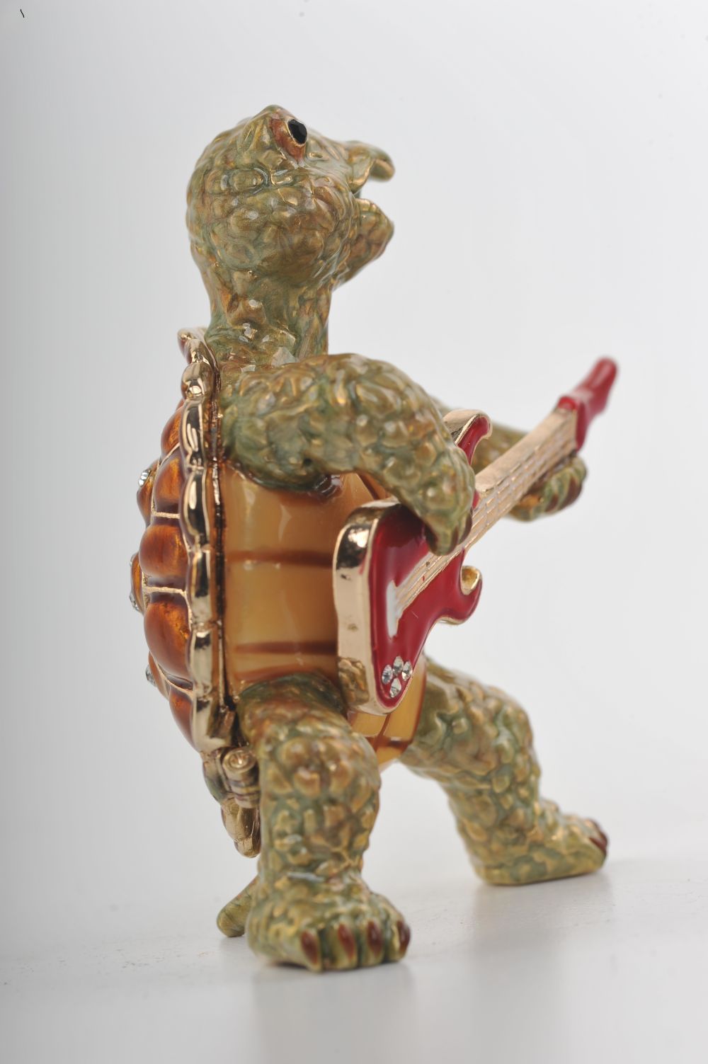 Keren Kopal Turtle Playing the Guitar