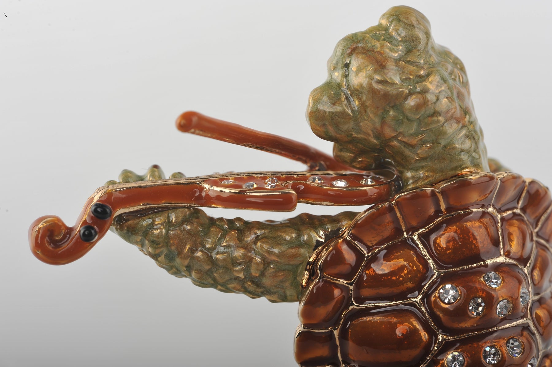 Keren Kopal Turtle Playing the Violin