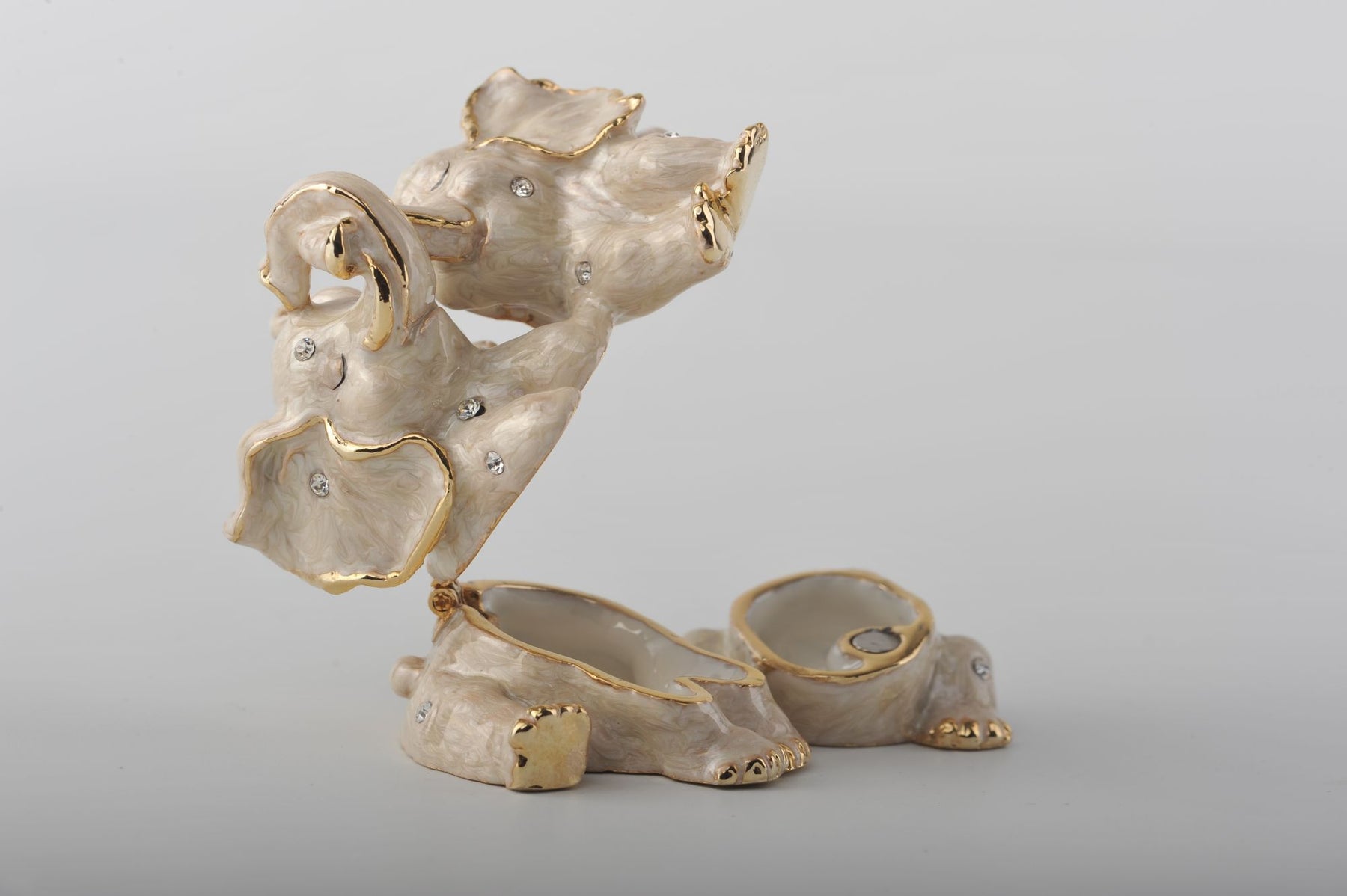 Keren Kopal Two White Elephants