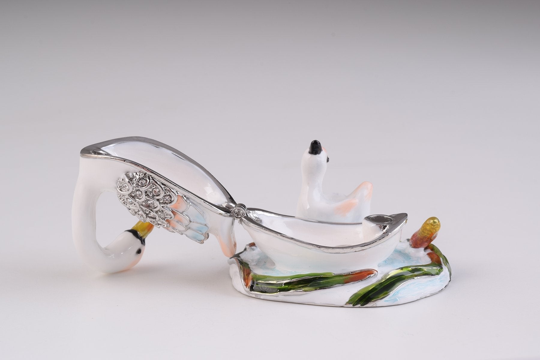 Keren Kopal Two White Swans