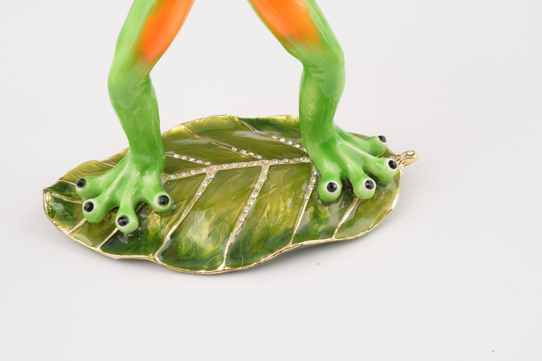 Keren Kopal Violin Playing Frog