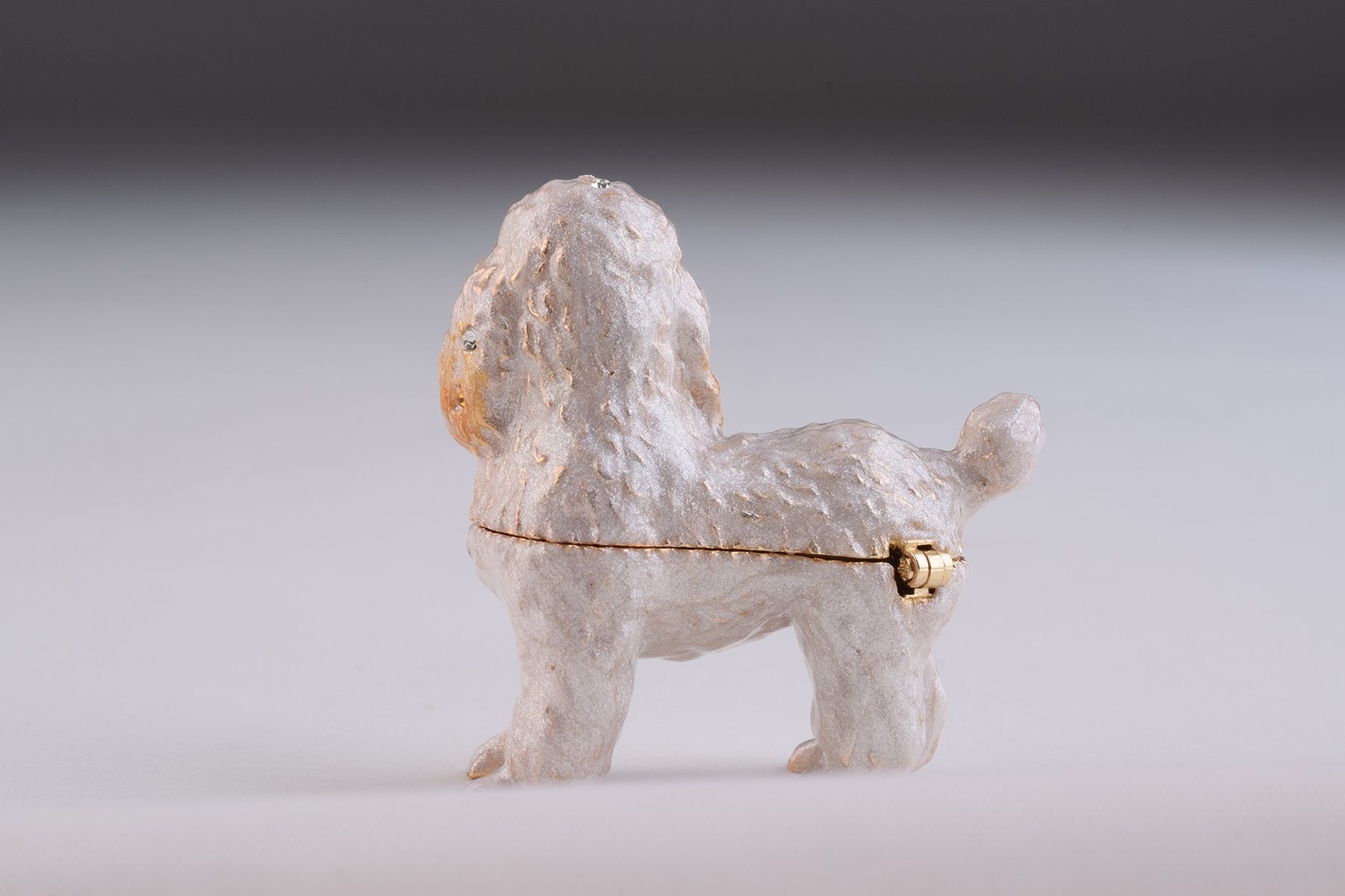 Keren Kopal White Dog