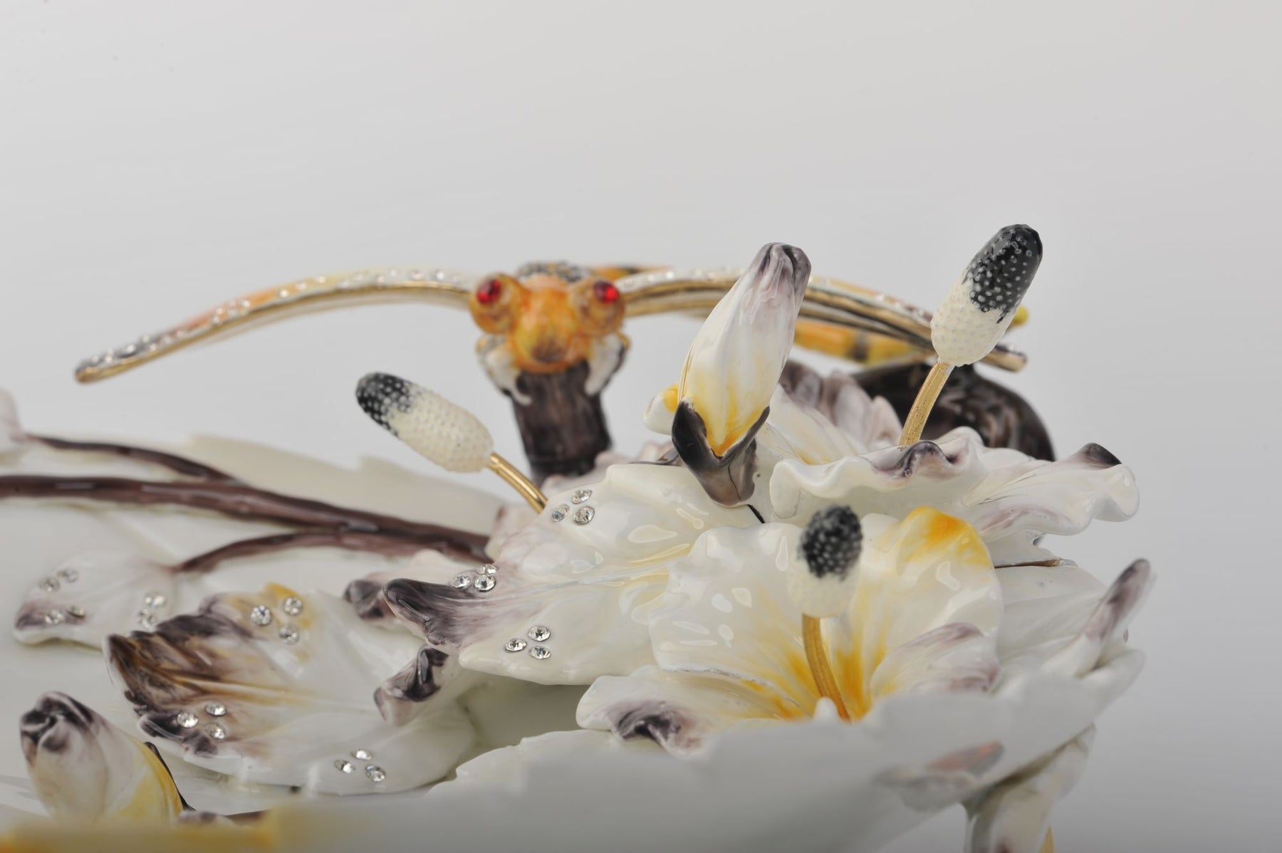 Keren Kopal White Trinket Plate