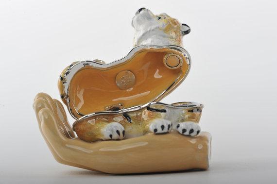 Keren Kopal Zodiac Tiger Laying on Hand