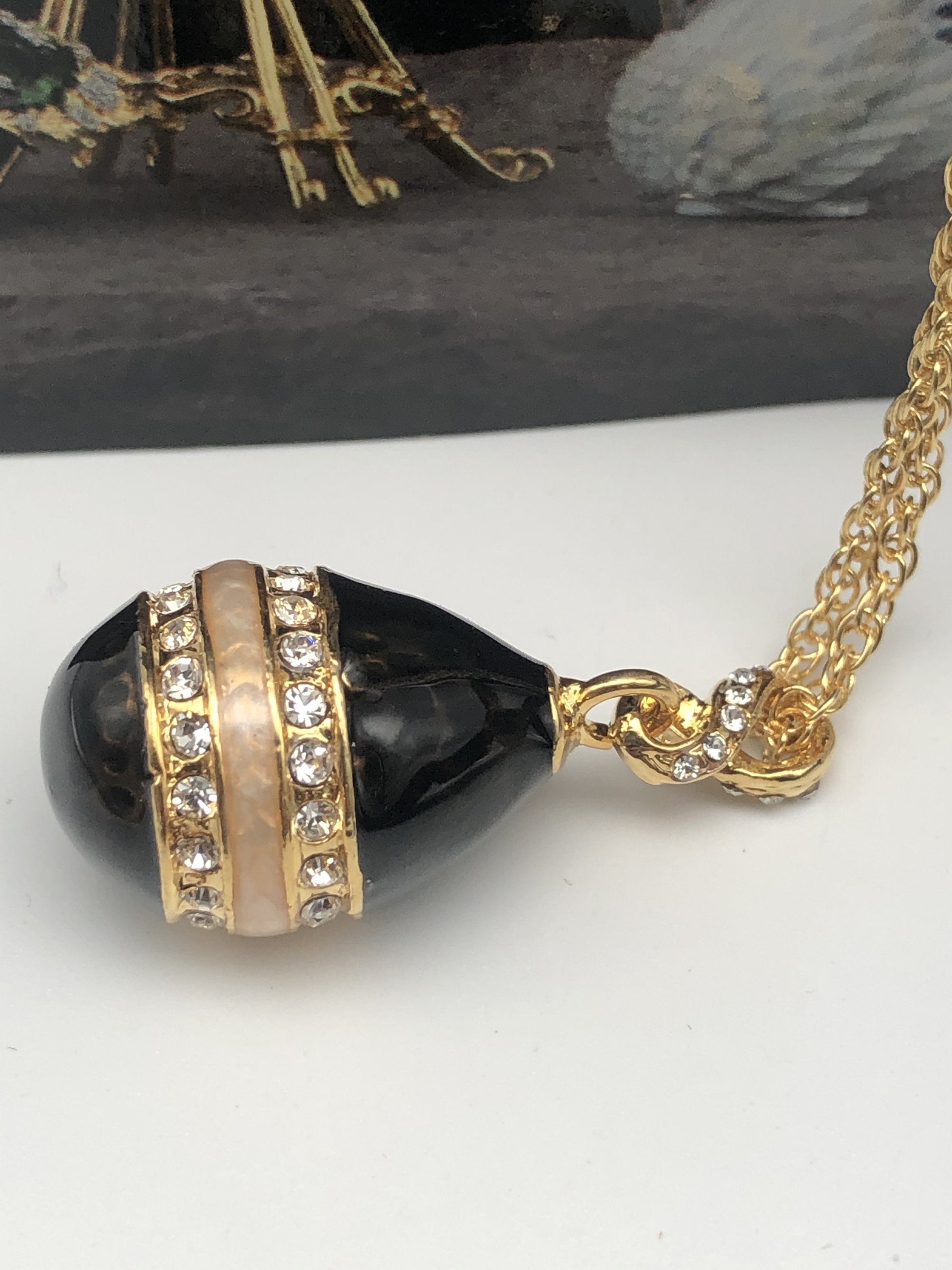 Keren Kopal Black & Gold Egg Pendant Necklace