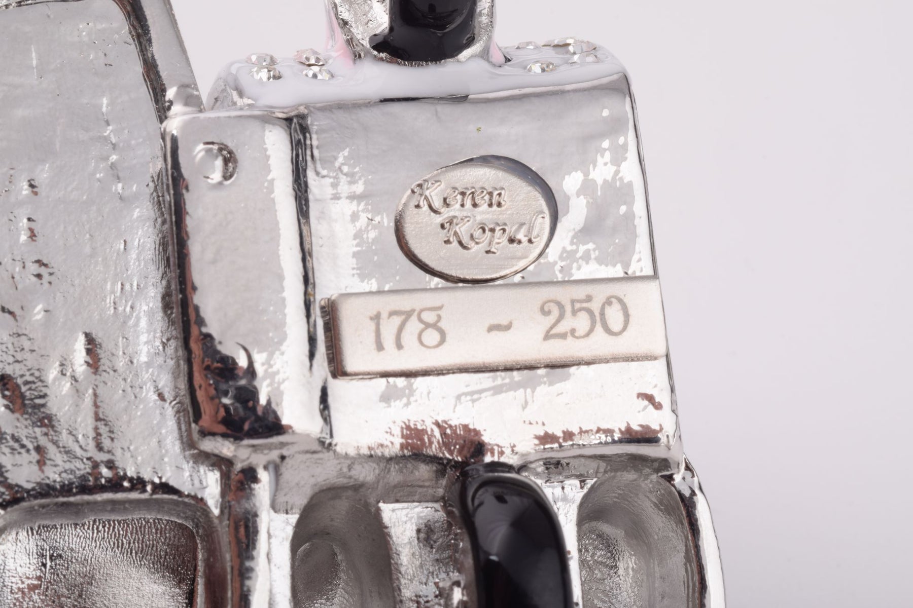 Keren Kopal Frogs Riding Vespa with Sidecar