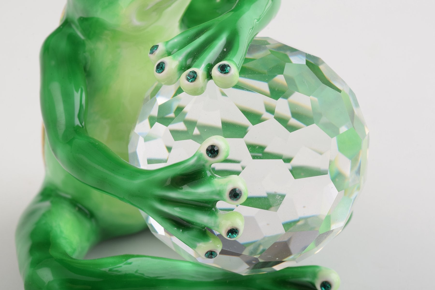 Keren Kopal Green Frog with Crystal Ball