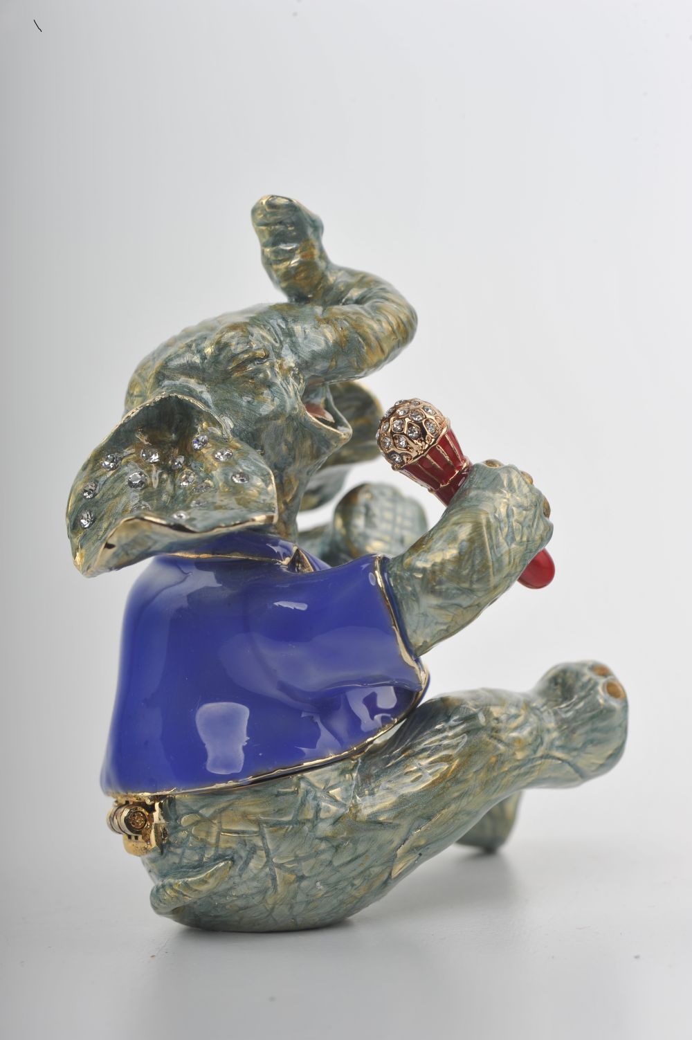 Keren Kopal Singing Elephant