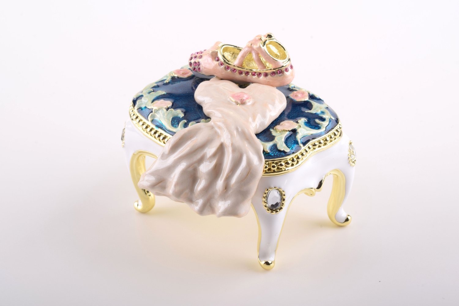 Keren Kopal White Vintage Chair