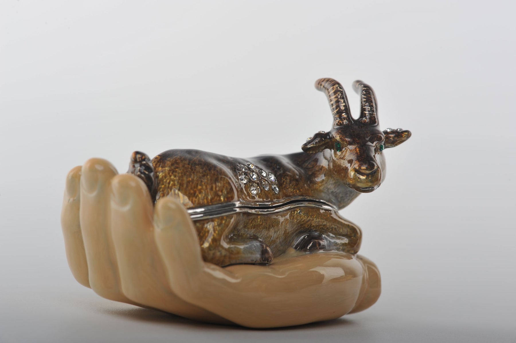 Keren Kopal Zodiac Ram Laying on Hand