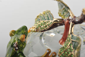 Keren Kopal Crystal Apple with a Green Frog on it