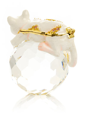 Keren Kopal White Cat on Crystal
