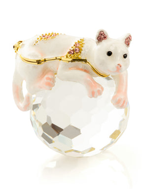 Keren Kopal White Cat on Crystal
