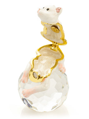 Keren Kopal White Cat on Crystal