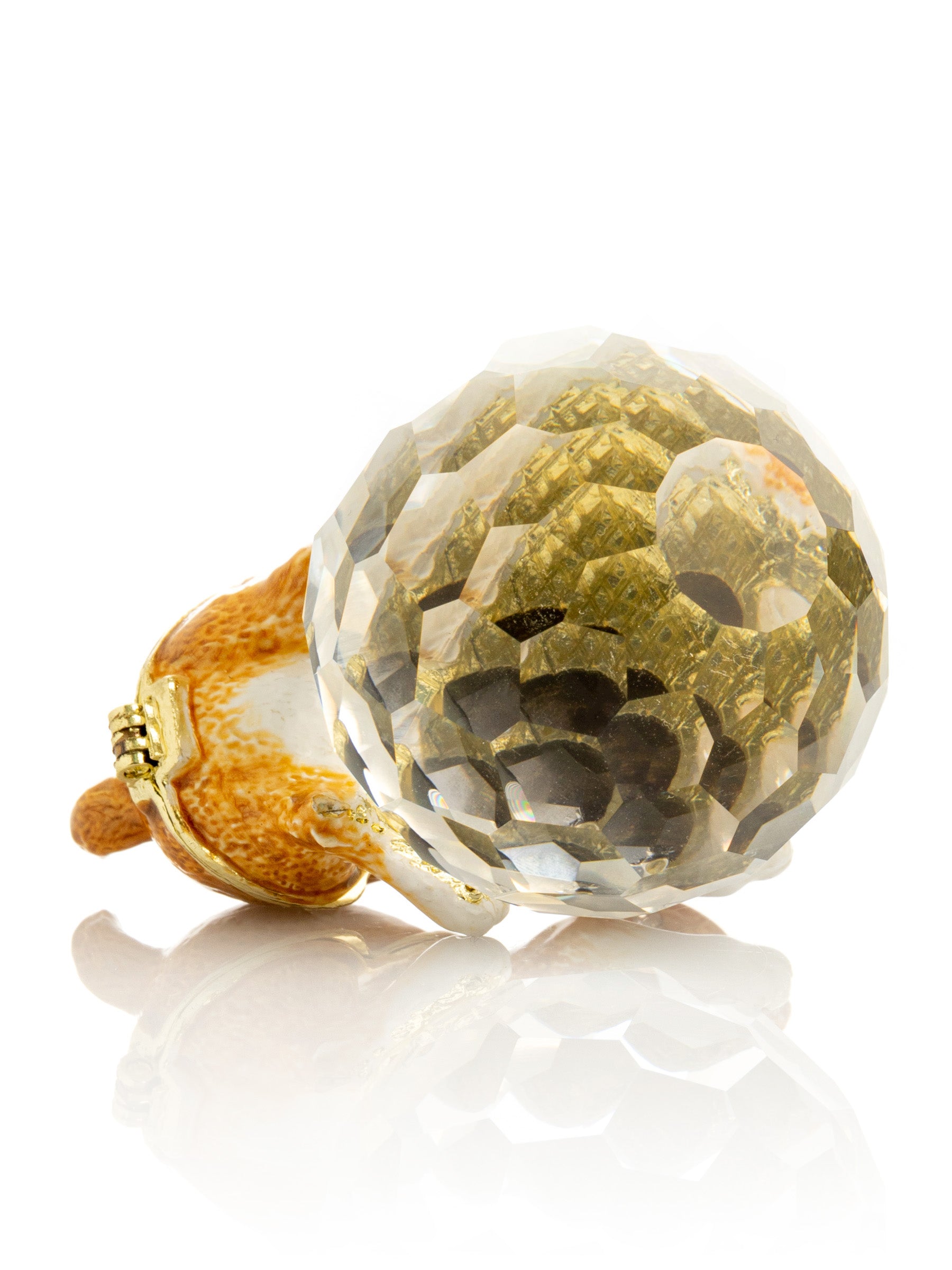 Keren Kopal Brown Puppy on Crystal